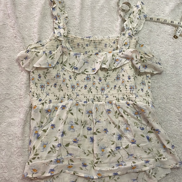 Floral smocked tank top - Picture 4 of 4